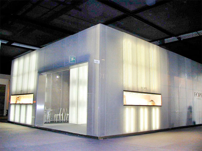 decoracion-tienda-polipropileno-retroiluminado